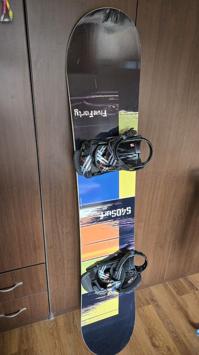 Сноуборд дъска автомати обувки каска комплект