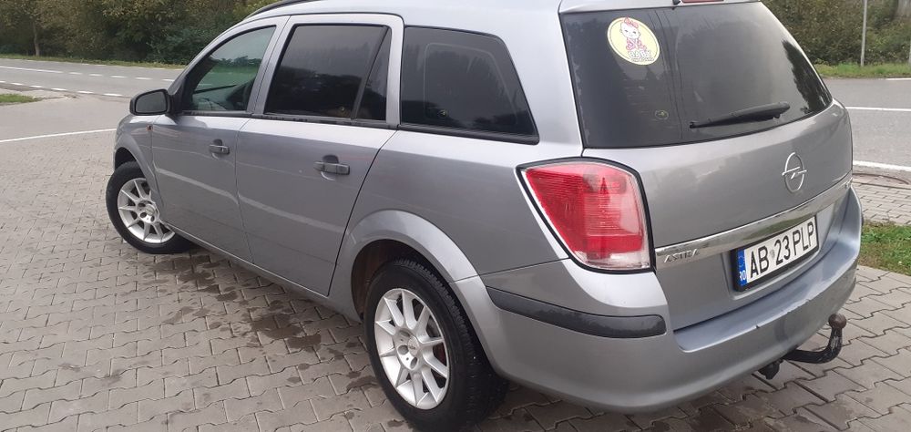 Opel Astra H 1.7