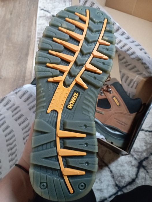 DeWalt работни обувки