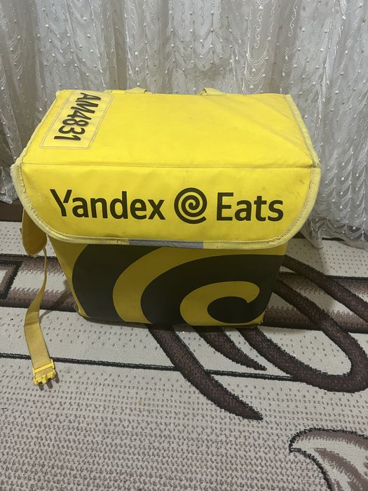 Продаю термо сумку Яндекса