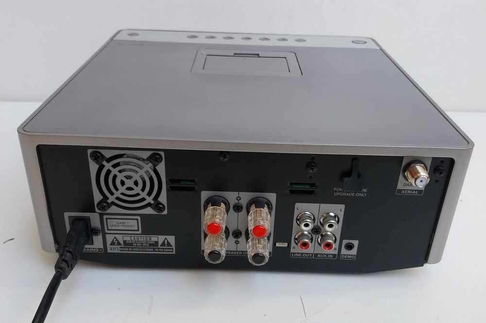 НАЙ ДОБРАТА ОФЕРТА  аудиосистема Philips DCB7005 DAB Radio USB