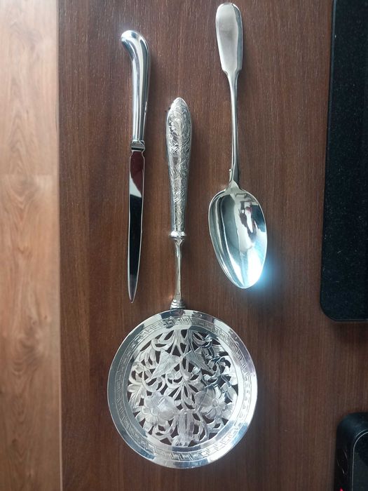 Сребърни прибори