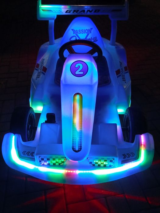 Продаю машинку картинг