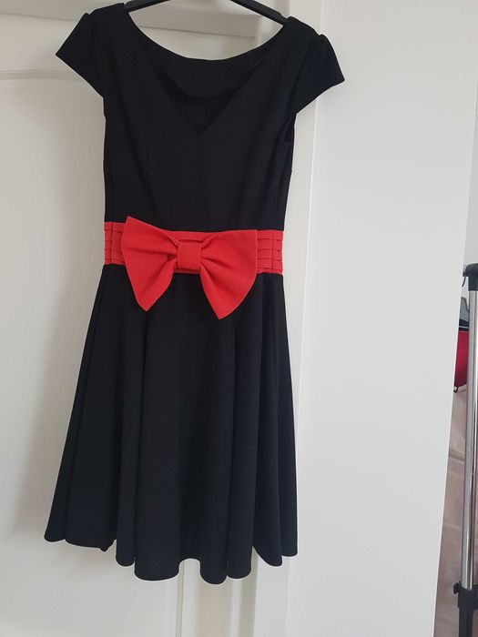 vand rochite de zi, o singura purtare