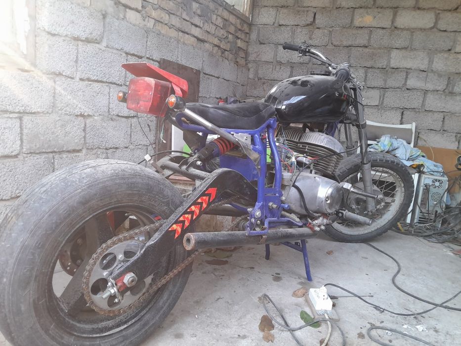 Продаётся срочно мото Иж переделка