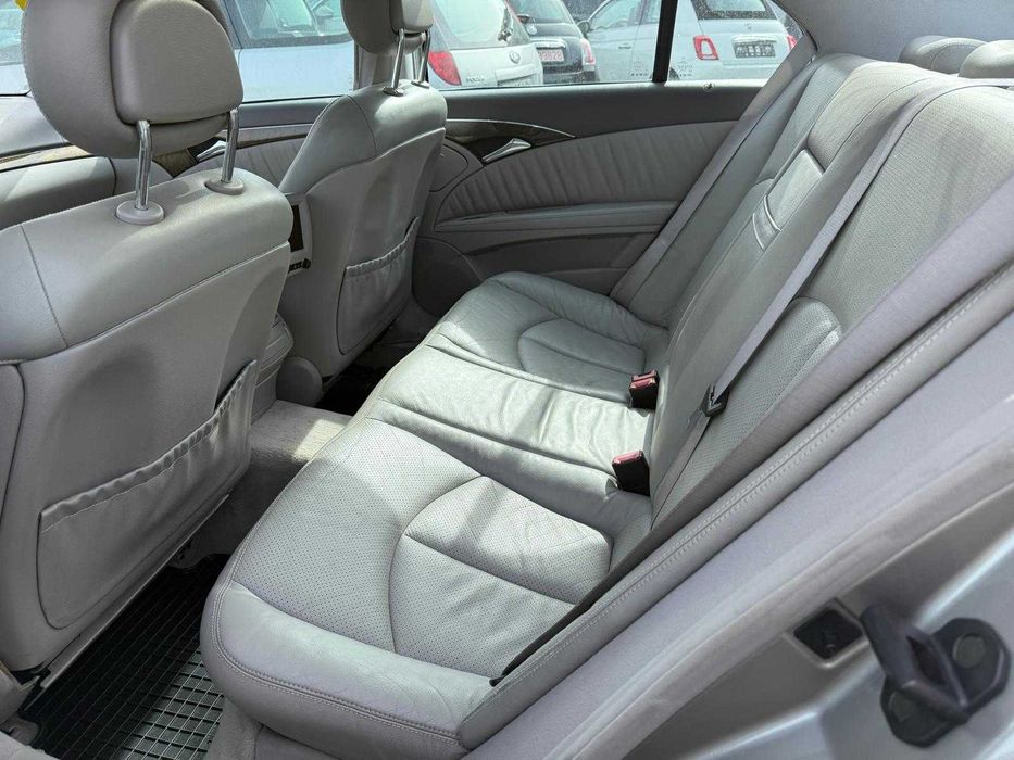 MERCEDES-BENZ E200 Avangarde Rate Fixe Avans 0 Garantie Livrare