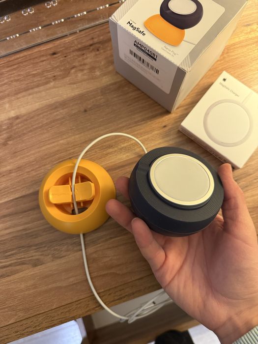 Стойка за MagSafe на Apple