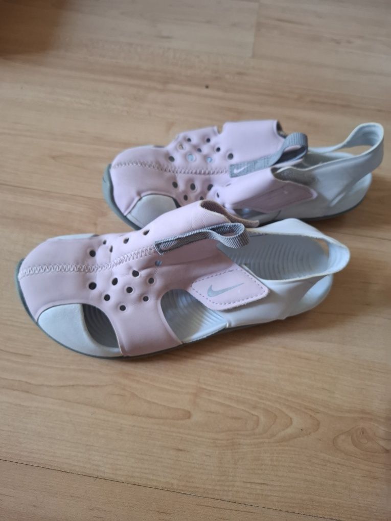Сандали летни на Nike