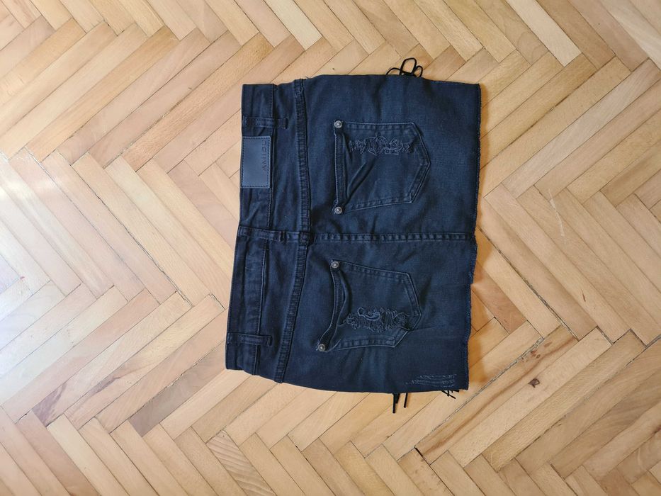 fusta neagra de blugi