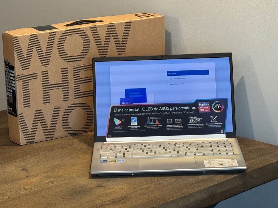 ASUS Vivobook Pro 15 OLED (K3500PC-OLED) – Чисто нов!