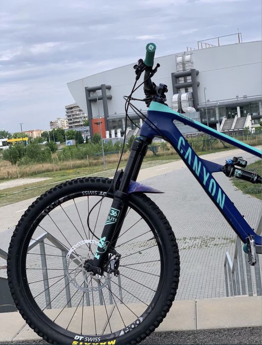 vand bicicleta canyon spectral cf 8
