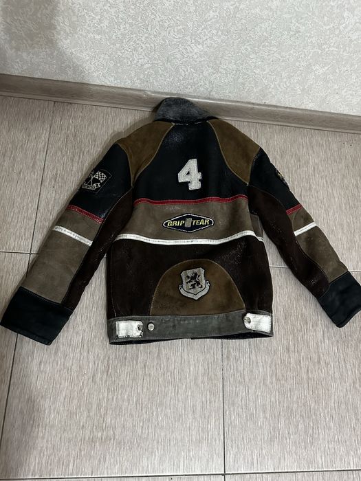 Куртка на мальчика.