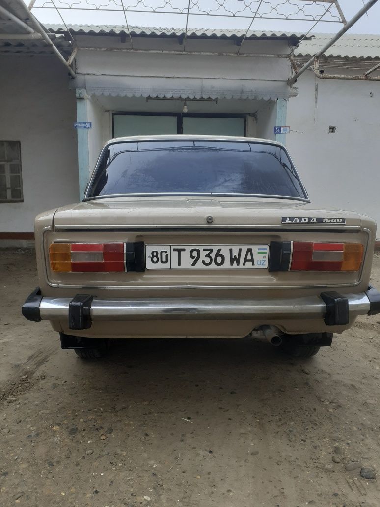 Avtomobil vaz 2106 sotiladi