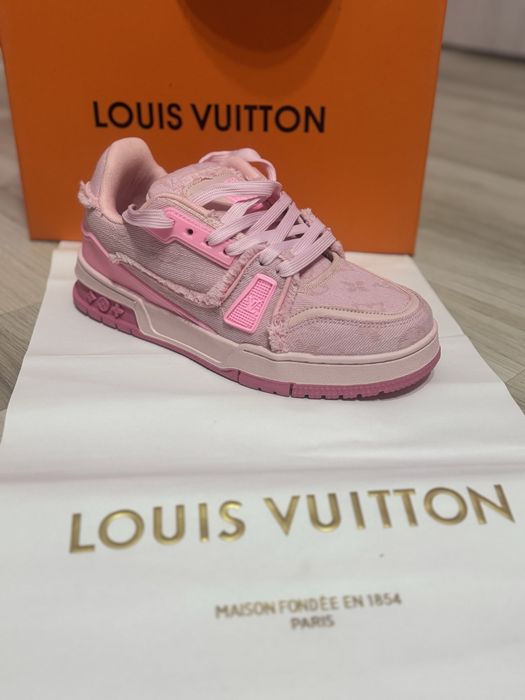 Сникърси LV ТОТАЛЕН хит