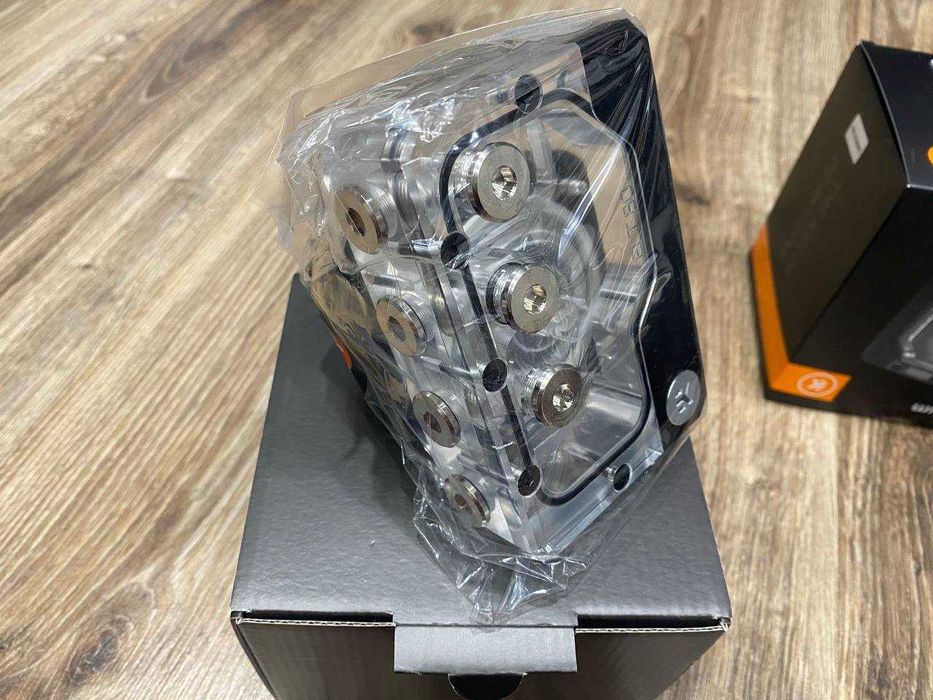 Резервуар с помпой для СВО EK-Quantum Kinetic FLT 120 DDC и FLT 80 D5