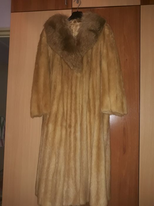 Ocazie haina blana naturala