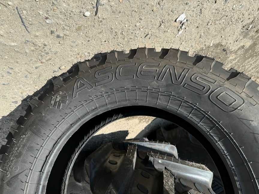 Anvelope noi de directie pentru tractor fata cu 8pr groase 6.50-16