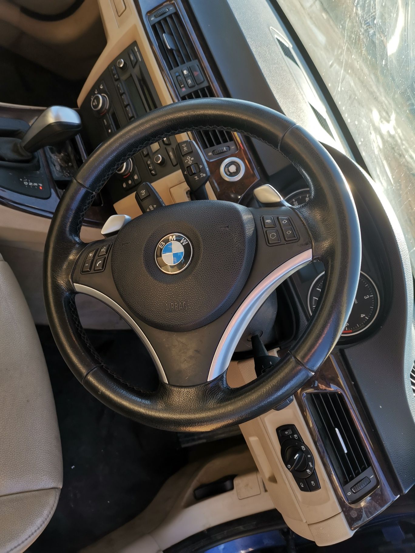 Dezmembrez bmw e91