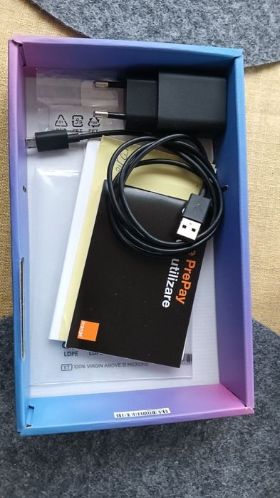 Tableta Lenovo TB-8505 X