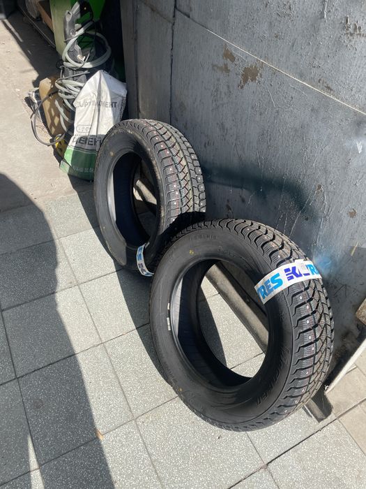 Продам новую зимнию резину пара 2 штуки