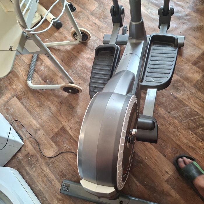 Продавам Велоергометър в отлично,състояние.