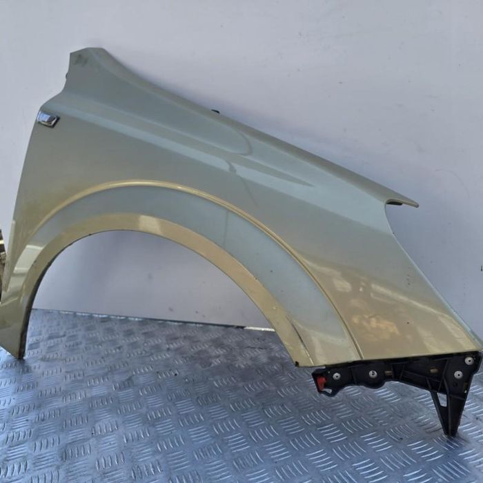 Aripa fata dreapta Z40H auriu Opel Astra H