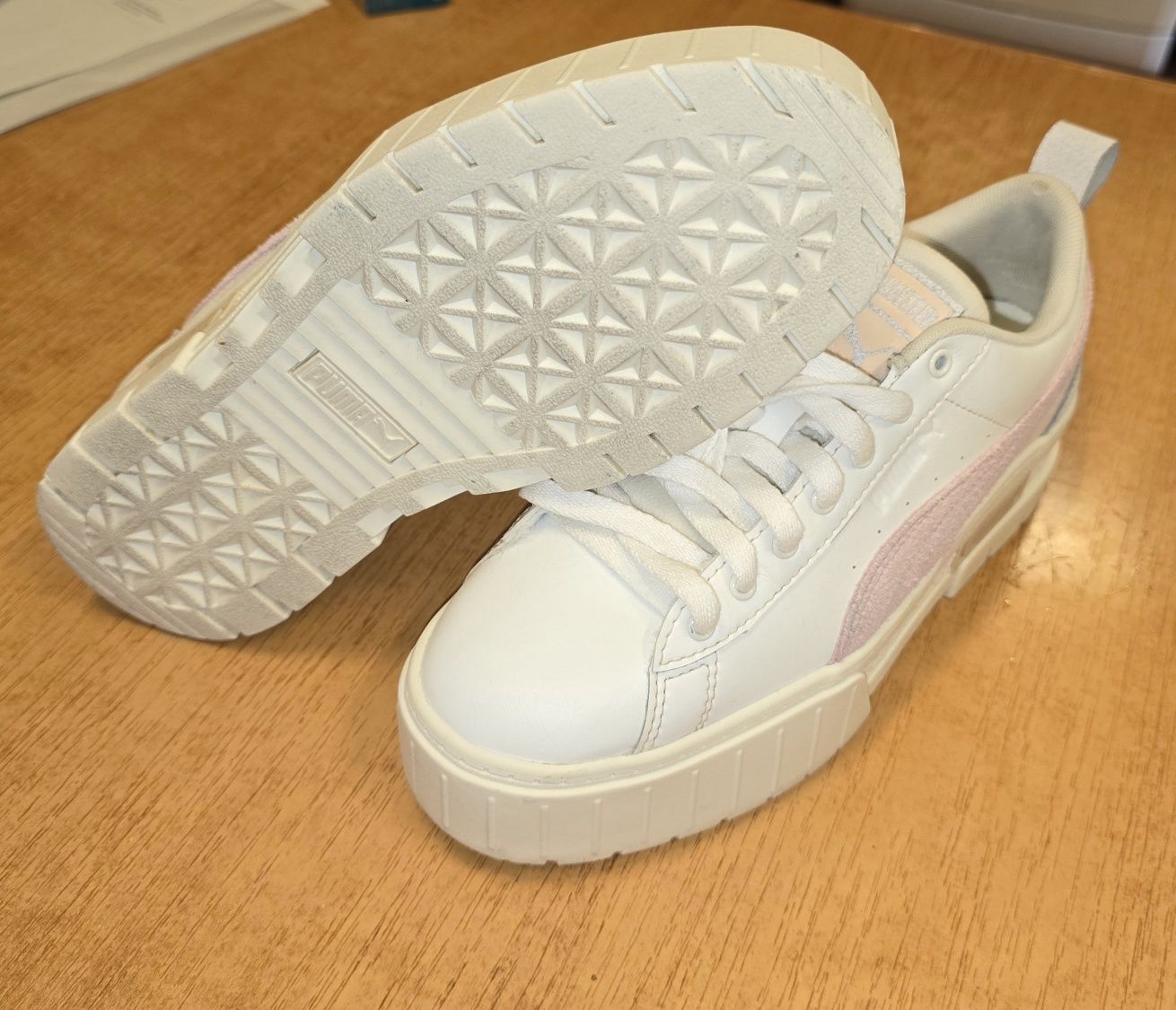 Pantofi sport cu garnituri de piele intoarsa Puma Mayze Thrifted, 38.5