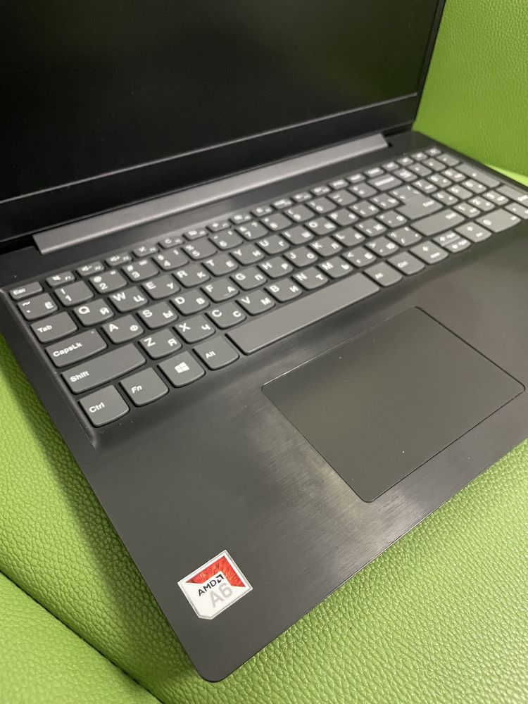 Ноутбук для работы и офиса Lenovo S145-15AST