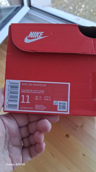 Nike Air Huarache 45 fit 42