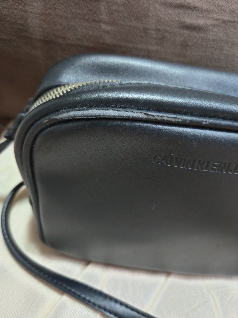 Оригинална чанта Calvin klein