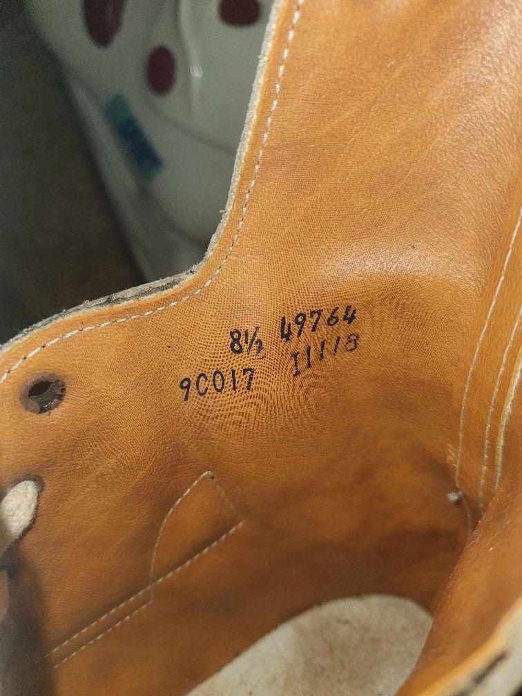 Patine in stare foarte buna.  Nr 43. Predare personala in București