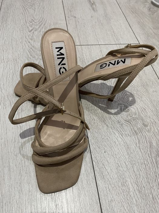 Sandale MNG.