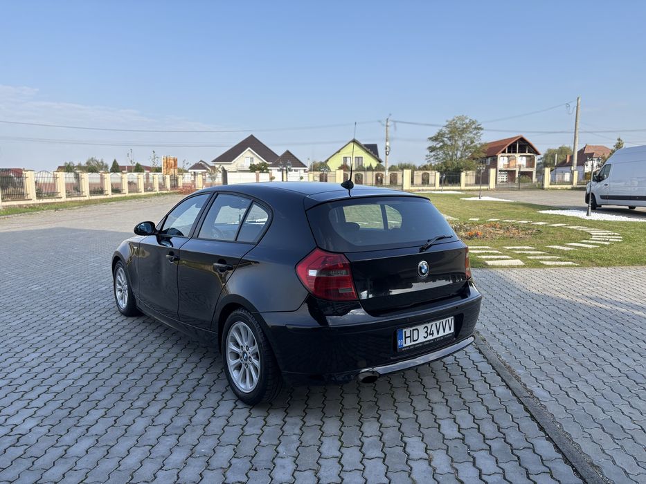 BMW Seria 1 Facelift 2008 – 2.0 Diesel 143 CP, Înmatriculat