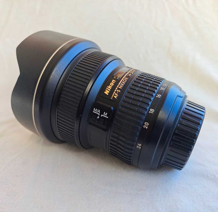 Sigma 24-70mm !Art! F2.8 Nikon si NIKKOR 14-24mm f/2.8G ED