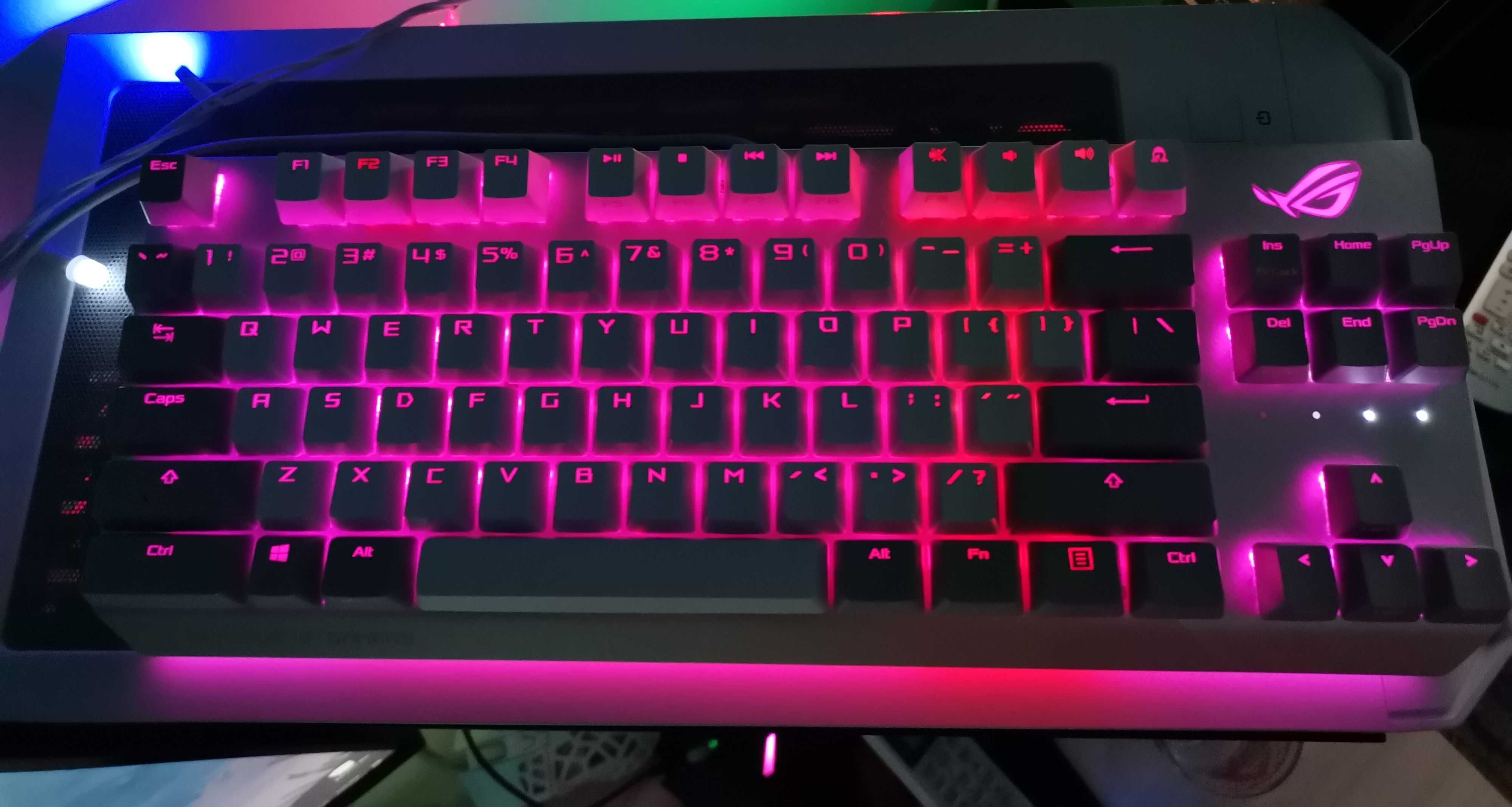 Механична клавиатура ASUS ROG STRIX SCOPE nx tkl MOONLIGHT WHITE