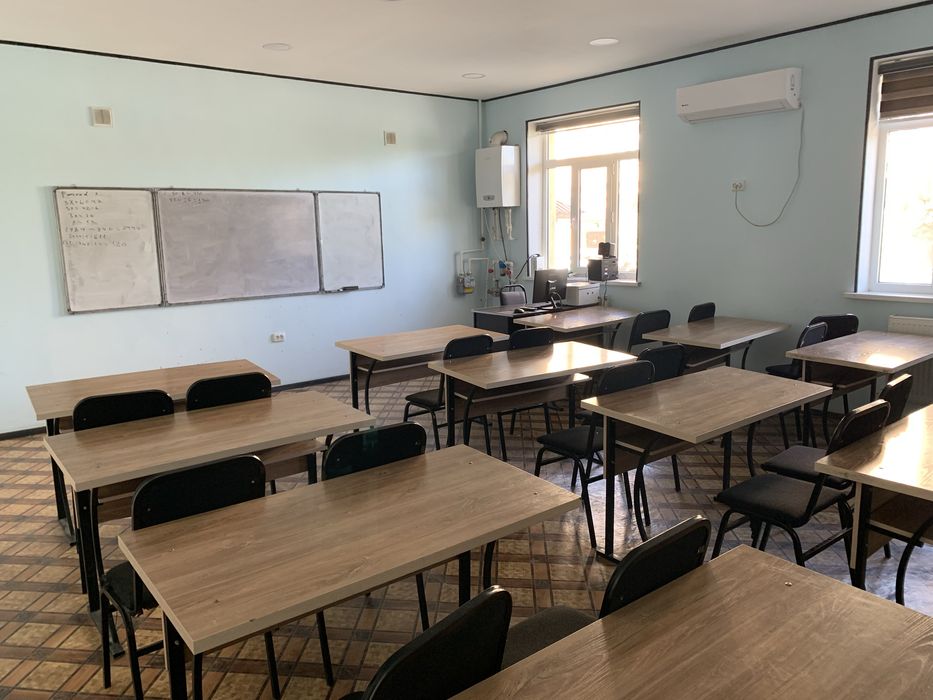 Uy Tayyor 105m2 + 105m2 yerto'lasiga ega joy sotiladi.