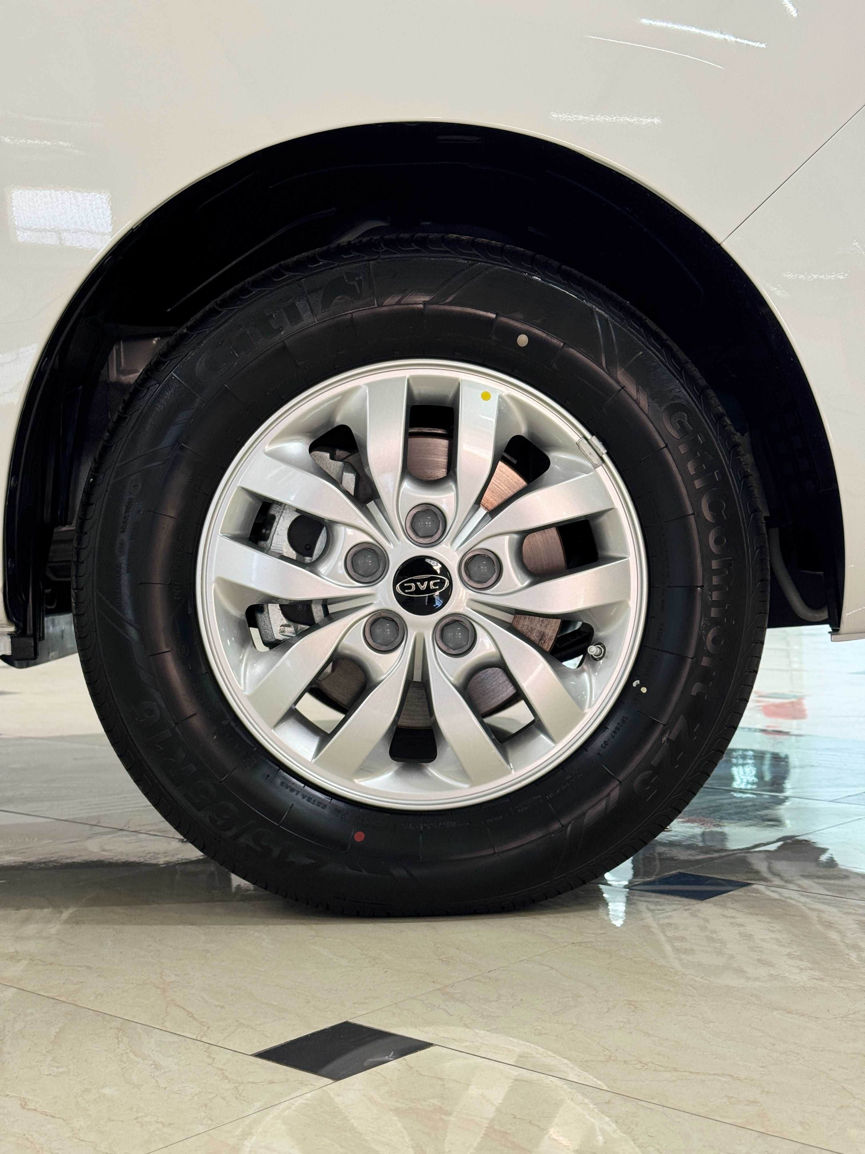 Jac M4 (refine) 2wd