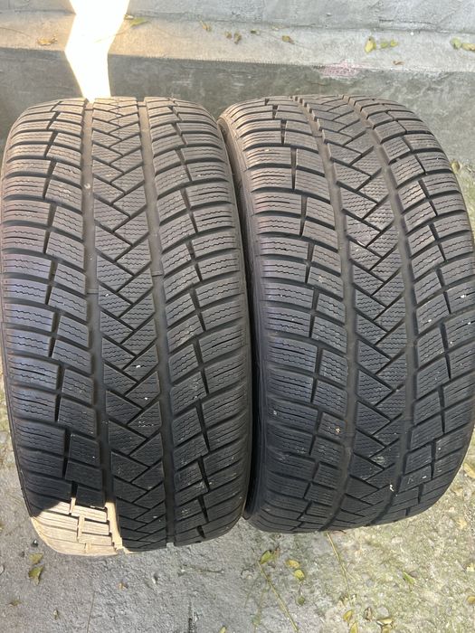 Anvelope Iarna VREDESTEIN 255/35/R19