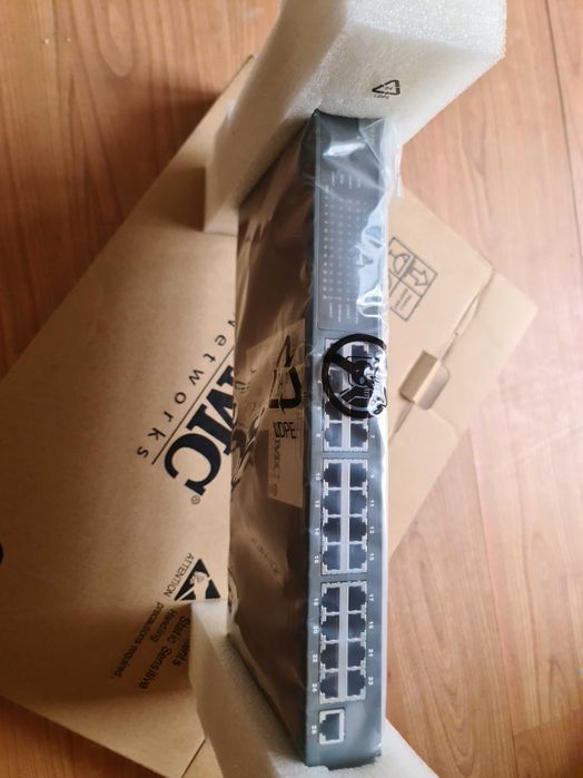 Switch SMC 24-port 10/100, SMCFS26