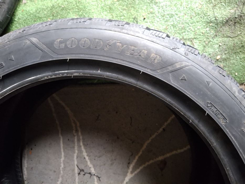 255 40 19 Goodyear DOT 2025 iarna NOI