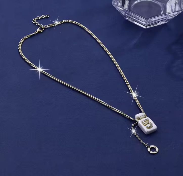 DIOR CHANEL обеци колие