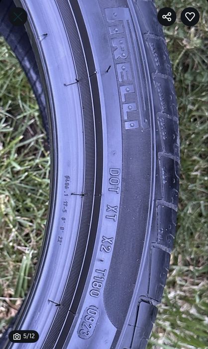 Pirelli 225 40 19 Всесезонни