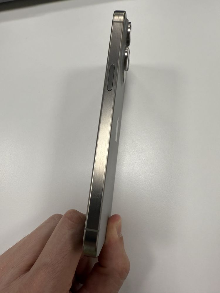Iphone 15 pro max 256 без гаранция