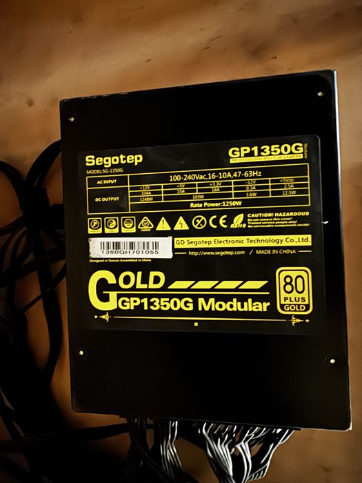 Sursa pc Segotep 1250w modulara