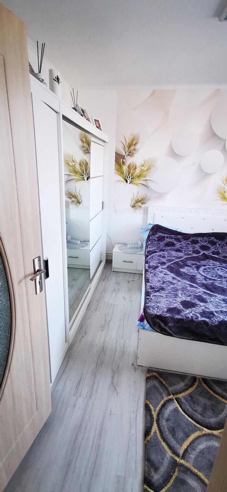 Apartament 3camere mobilat și utilat!!!