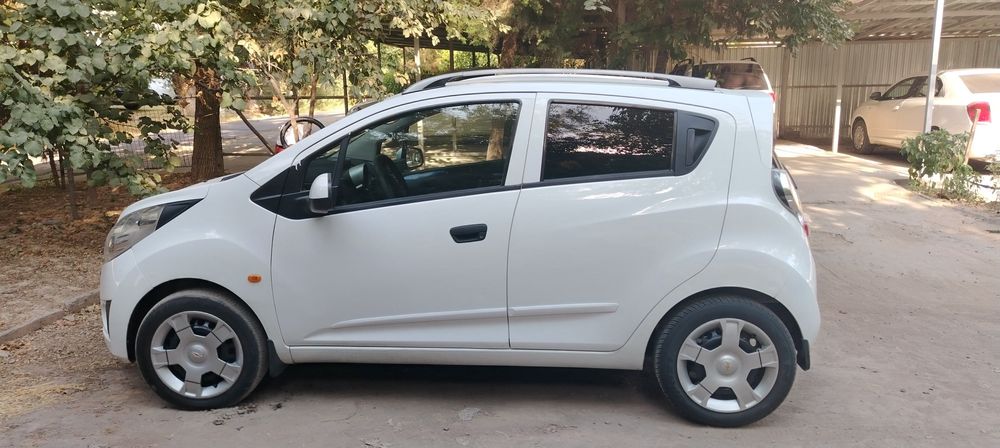 Срочно сотаман Спарк 2011