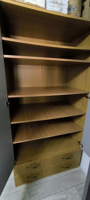 Vand dulap haine Ikea