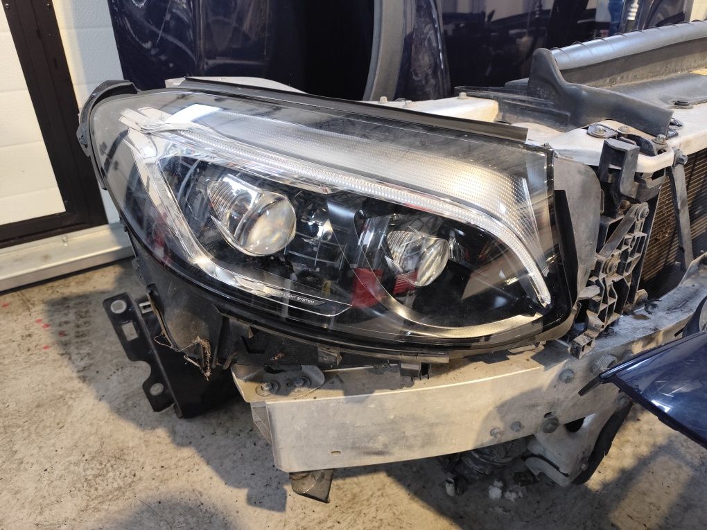 Fata completa Mercedes GLC w253. 2016. Capota aripa trager far bara
