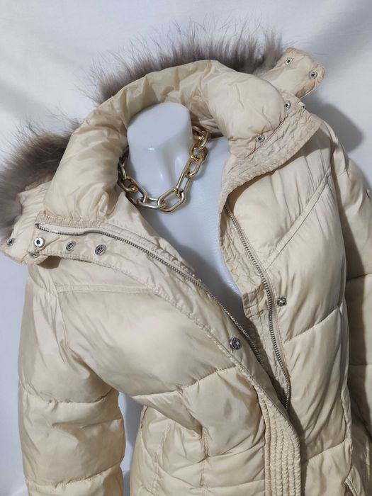 Geacă de iarnă cu glugă