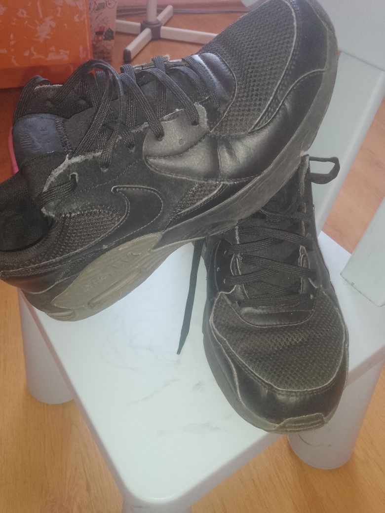 Nike  AIR  43 номер